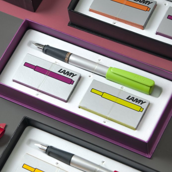 LAMY NEXX 鋼筆 雙卡水禮盒 : 禮盒外盒顏色 (限定：紫焰紅色) 
