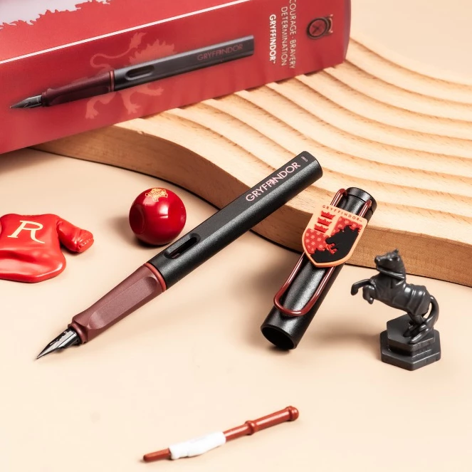 LAMY 鋼筆 / SAFARI 限量 Harry Potter 葛來芬多 紅色